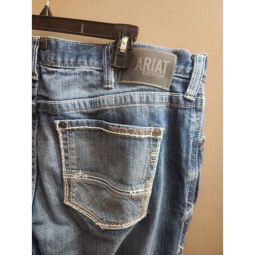 Ariat Men's M2 Traditional Relaxed Stirling Stretch Boot Cut Jeans Size 40/32 - Picture 5 of 7